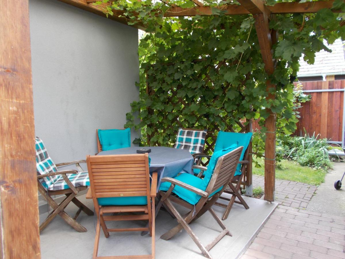 Lenart House 1 Villa Siofok Luaran gambar